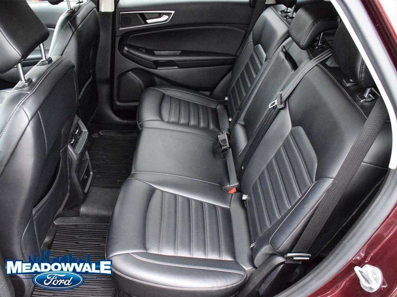 2023 Ford Edge SEL Photo
