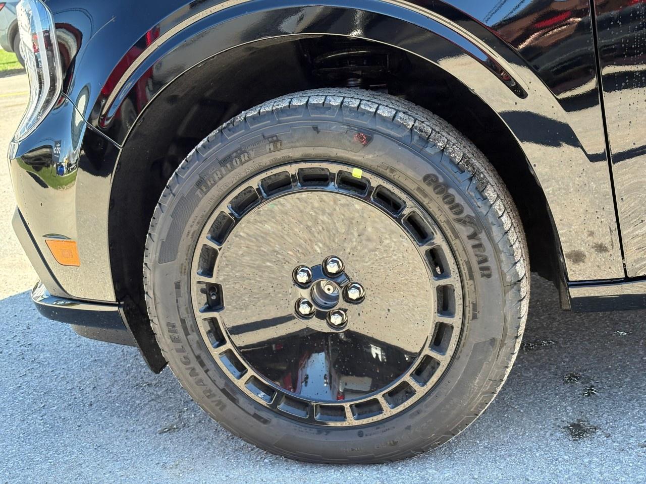2026 Ford Maverick Lobo Standard AWD SuperCrew Photo