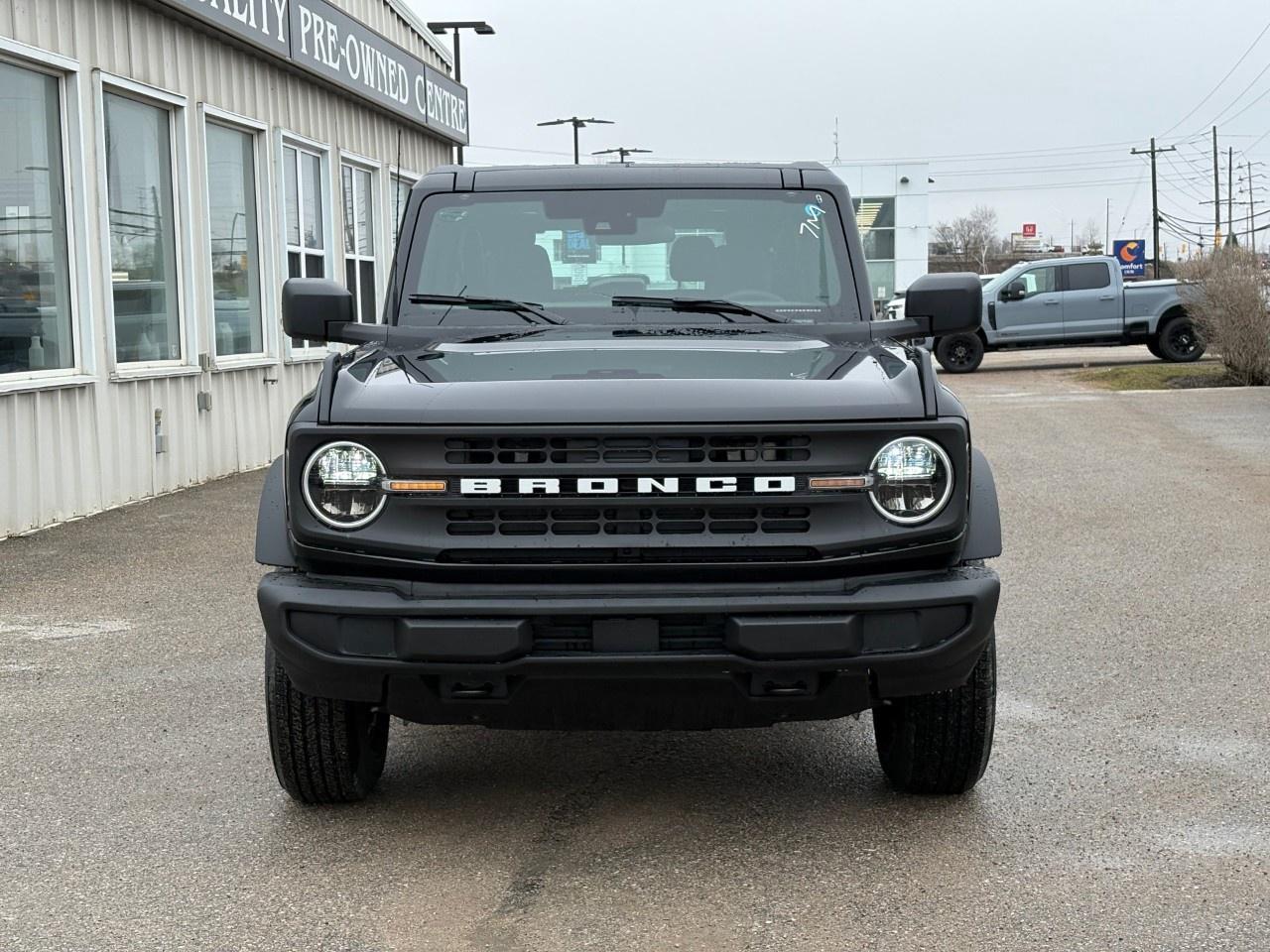 2026 Ford Bronco Base 2 Door 4x4 Photo