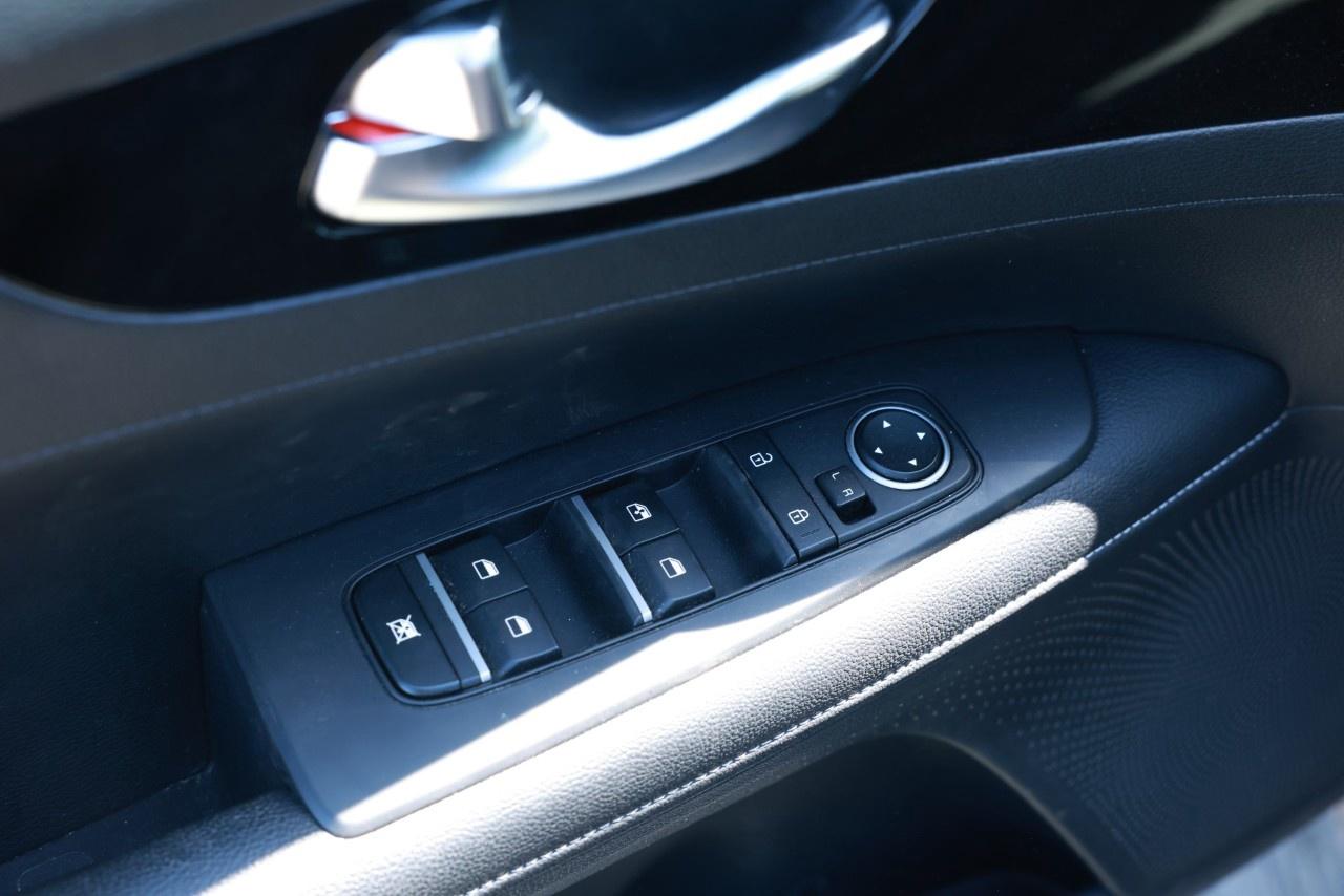 2023 Kia Forte5 EX IVT Photo