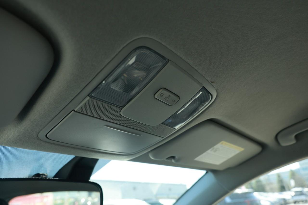 2023 Kia Forte5 EX IVT Photo