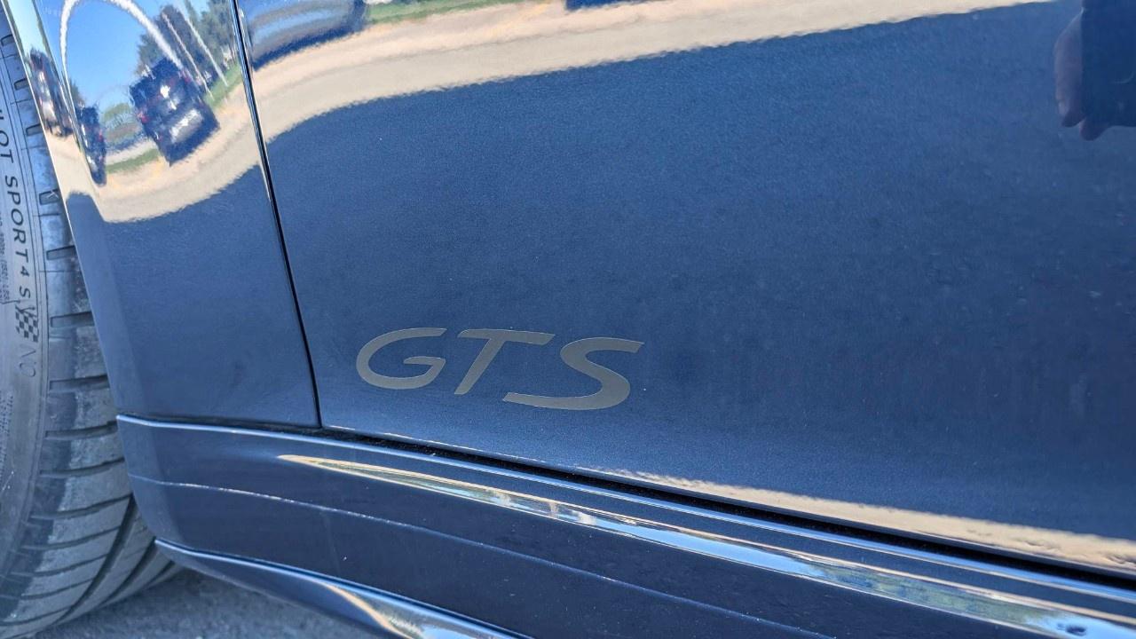 13924098