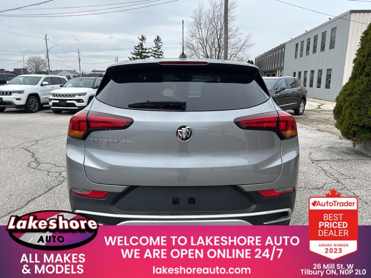 2023 Buick Encore GX Preferred Photo2