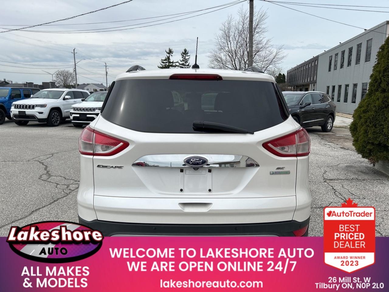 2015 Ford Escape SE Photo2