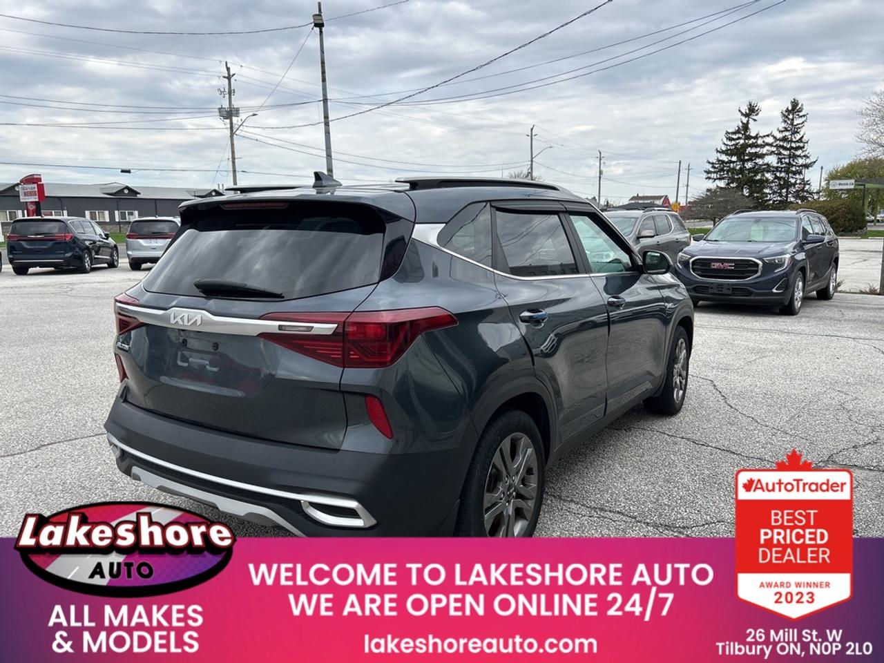 2022 Kia Seltos EX Photo3