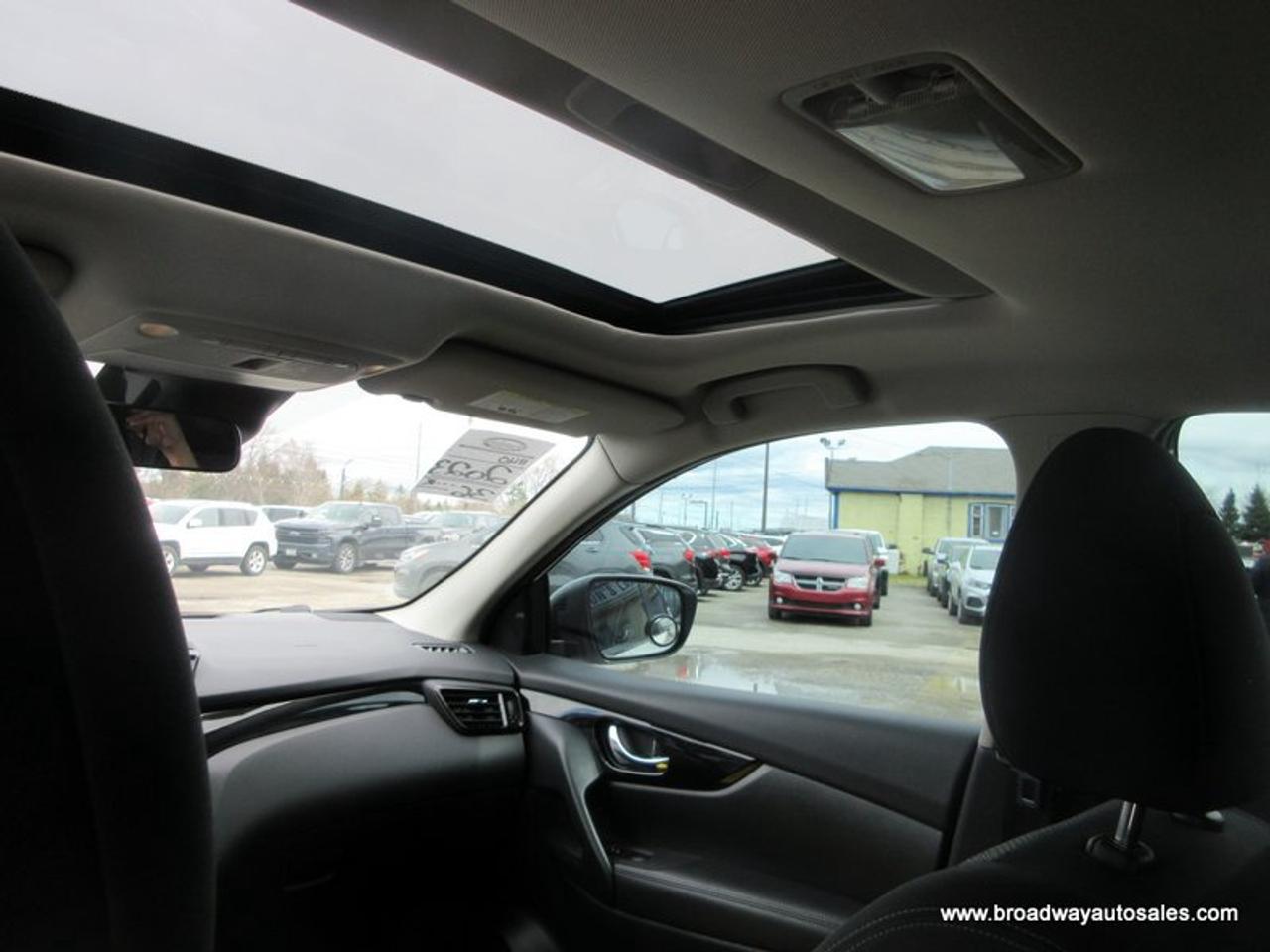 2023 Nissan Qashqai ALL-WHEEL DRIVE SV-VERSION 5 PASSENGER 2.0L - DOHC.. ECO & SPORT MODE.. HEATED SEATS & WHEEL.. BACK-UP CAMERA.. POWER SUNROOF.. Photo