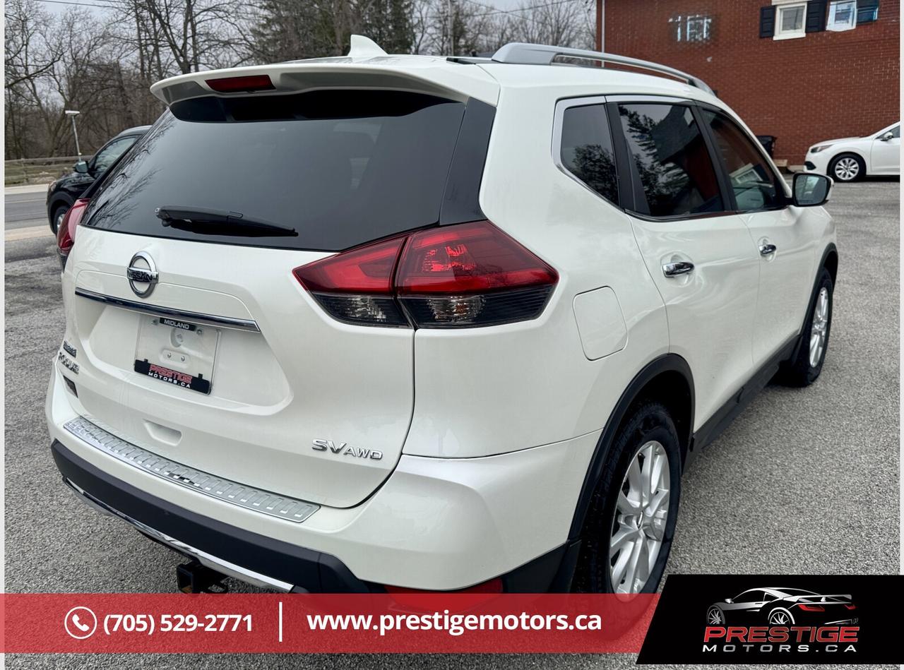 2018 Nissan Rogue SV Photo