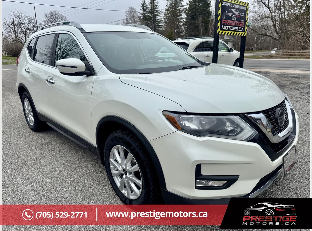 2018 Nissan Rogue SV Photo