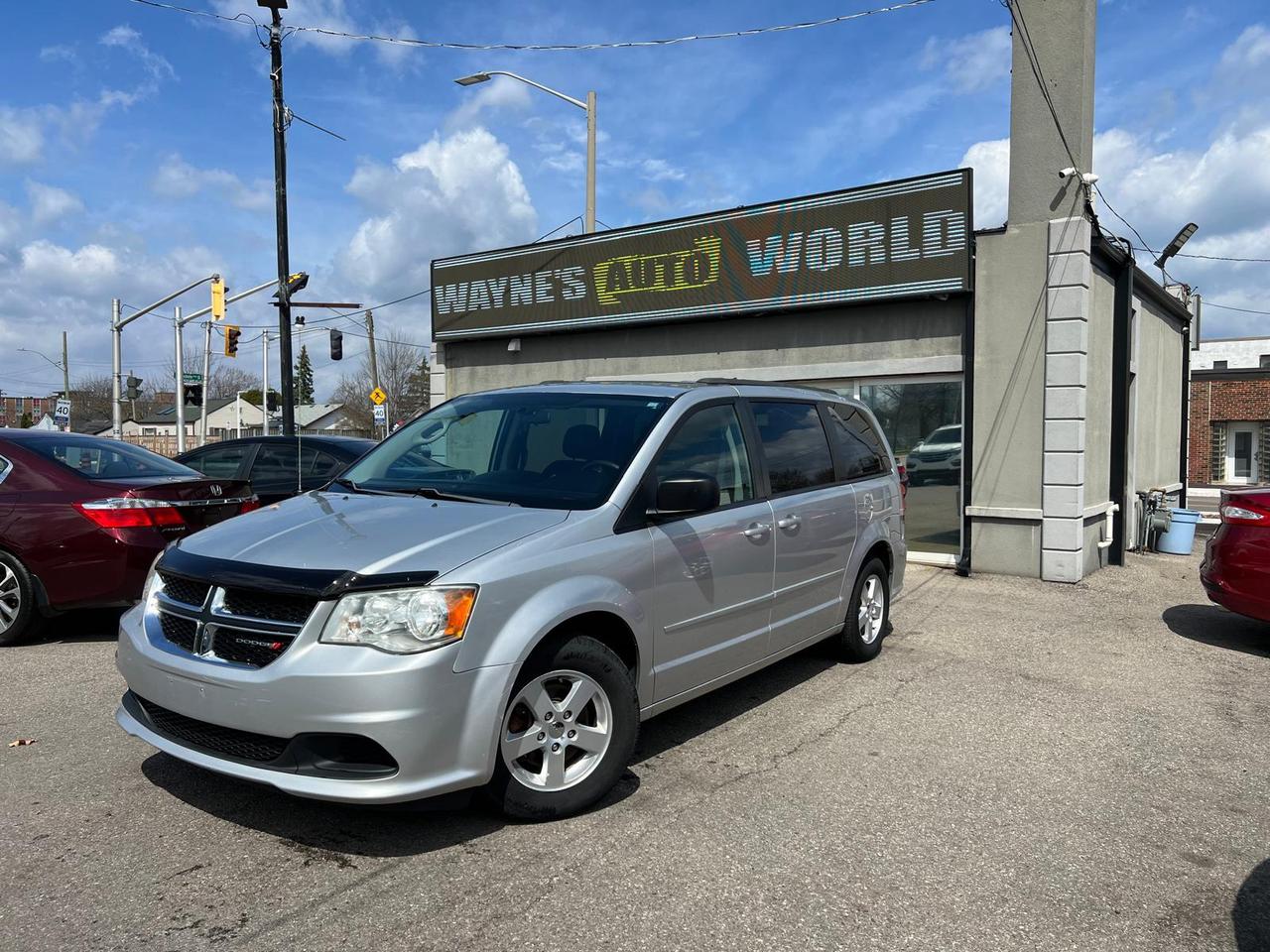 Used 2012 Dodge Grand Caravan SXT for sale in Hamilton, ON