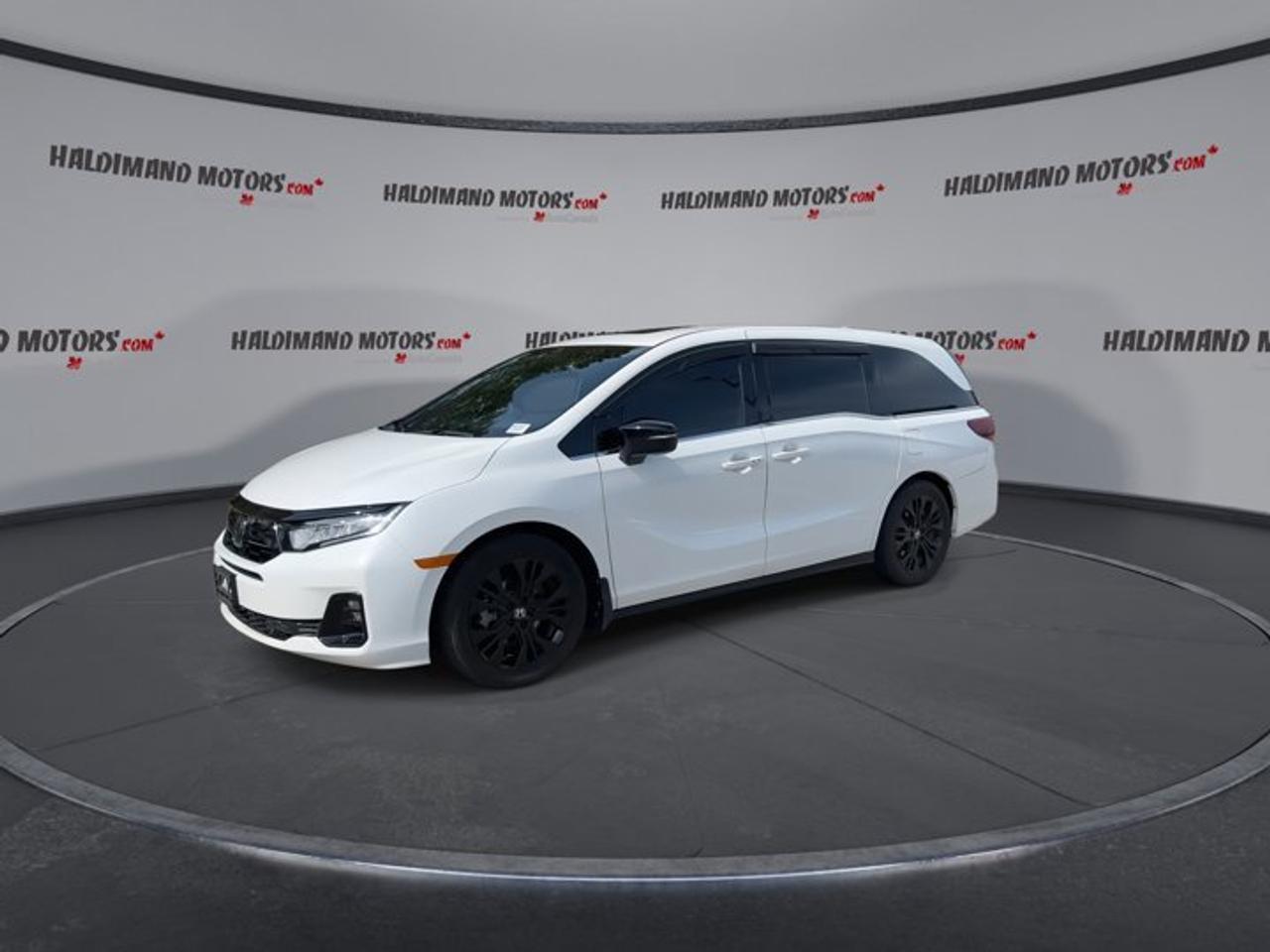 2025 Honda Odyssey Black Edition FWD | Leather Seats | Ventilated Front Seats Photo