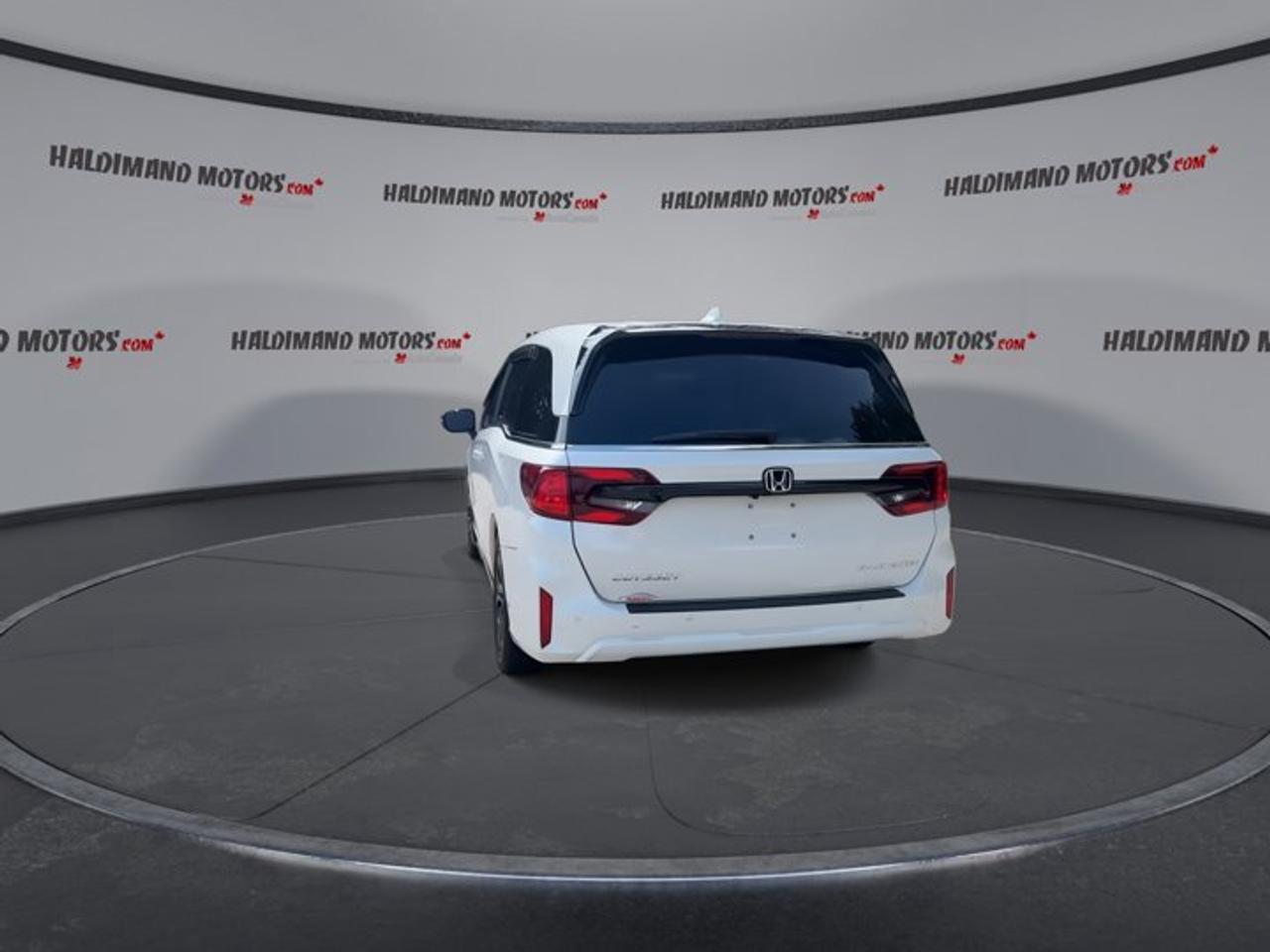 2025 Honda Odyssey Black Edition FWD | Leather Seats | Ventilated Front Seats Photo