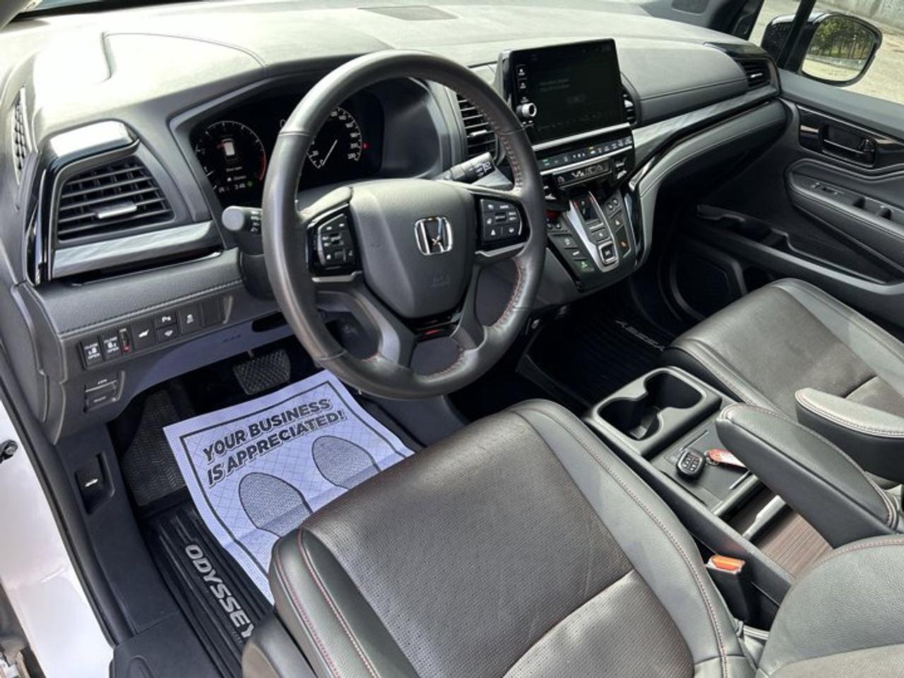 2025 Honda Odyssey Black Edition FWD | Leather Seats | Ventilated Front Seats Photo