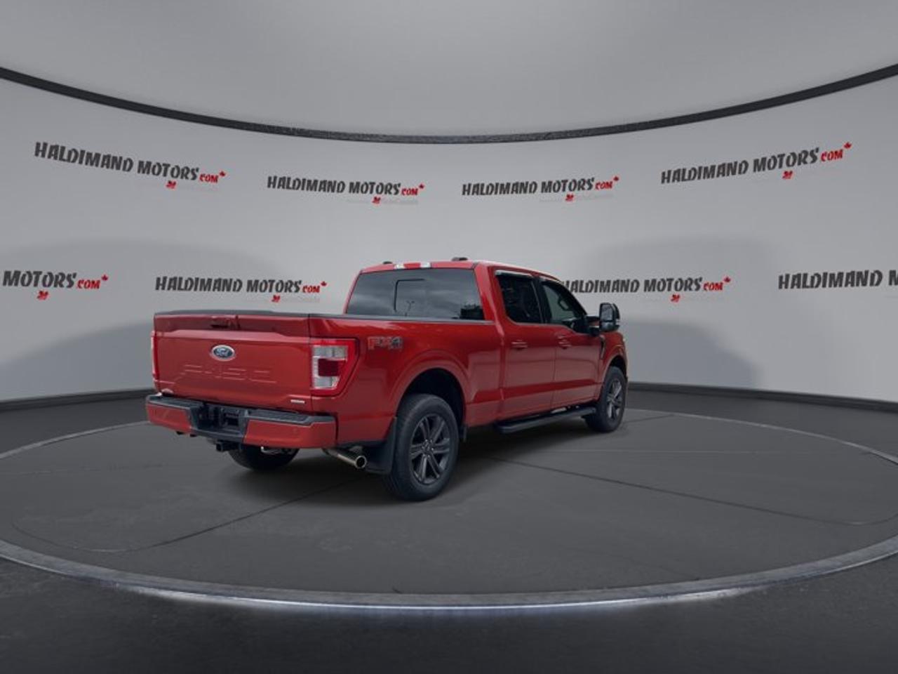 2023 Ford F-150 LARIAT SuperCrew 6.5' Box 4WD | Ventilated Front Seats Photo