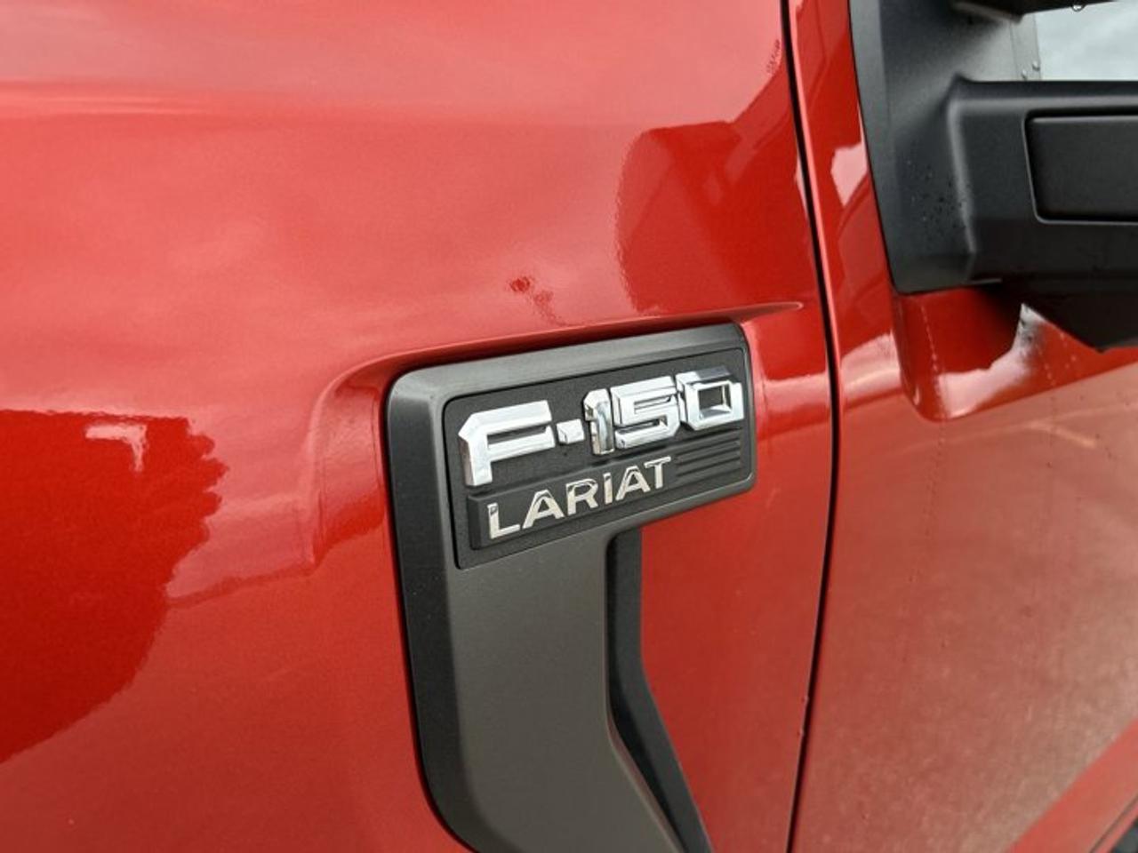 2023 Ford F-150 LARIAT SuperCrew 6.5' Box 4WD | Ventilated Front Seats Photo