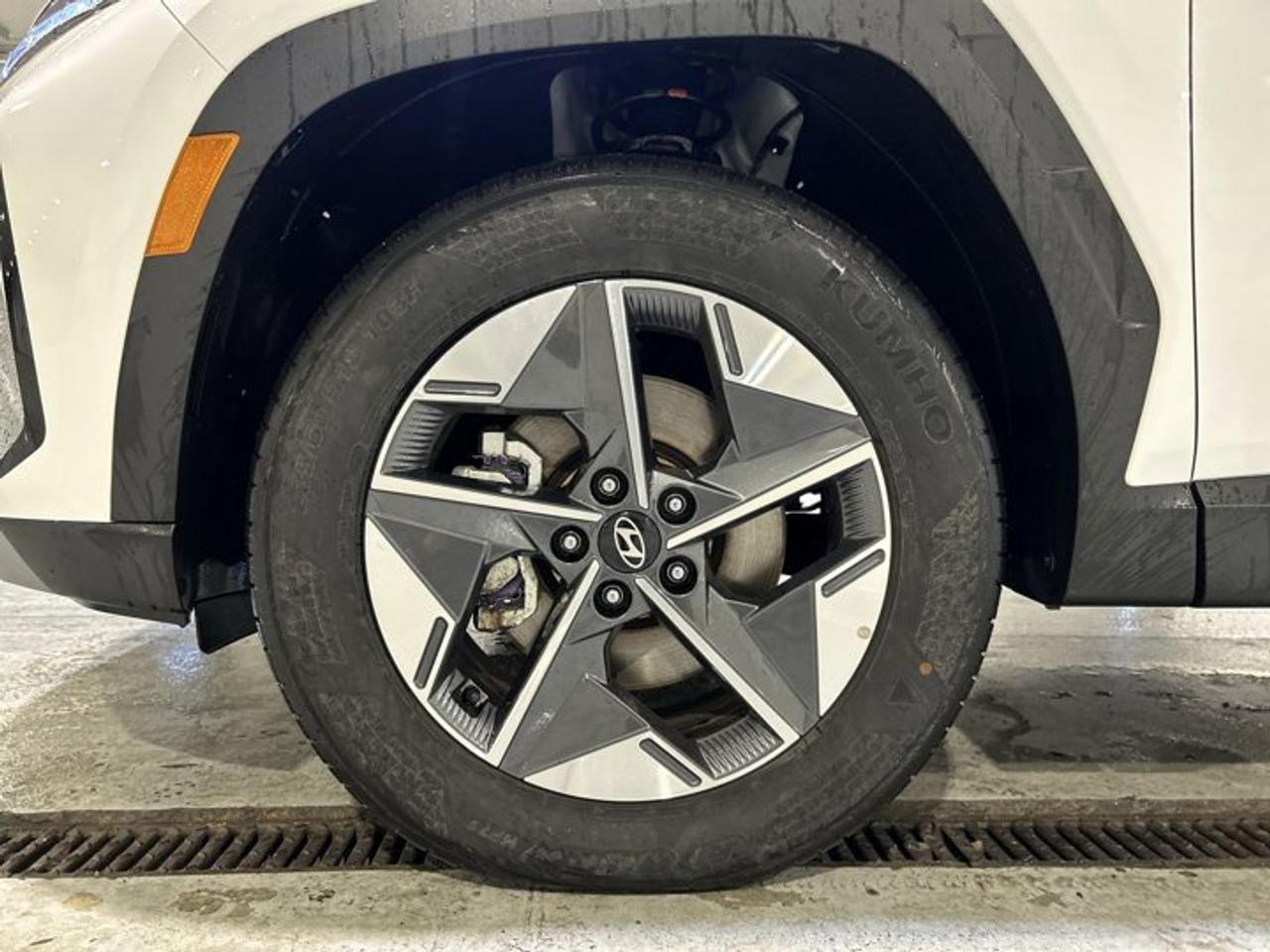 2025 Hyundai Tucson Preferred AWD | No Accidents | Panoramic Sunroof Photo