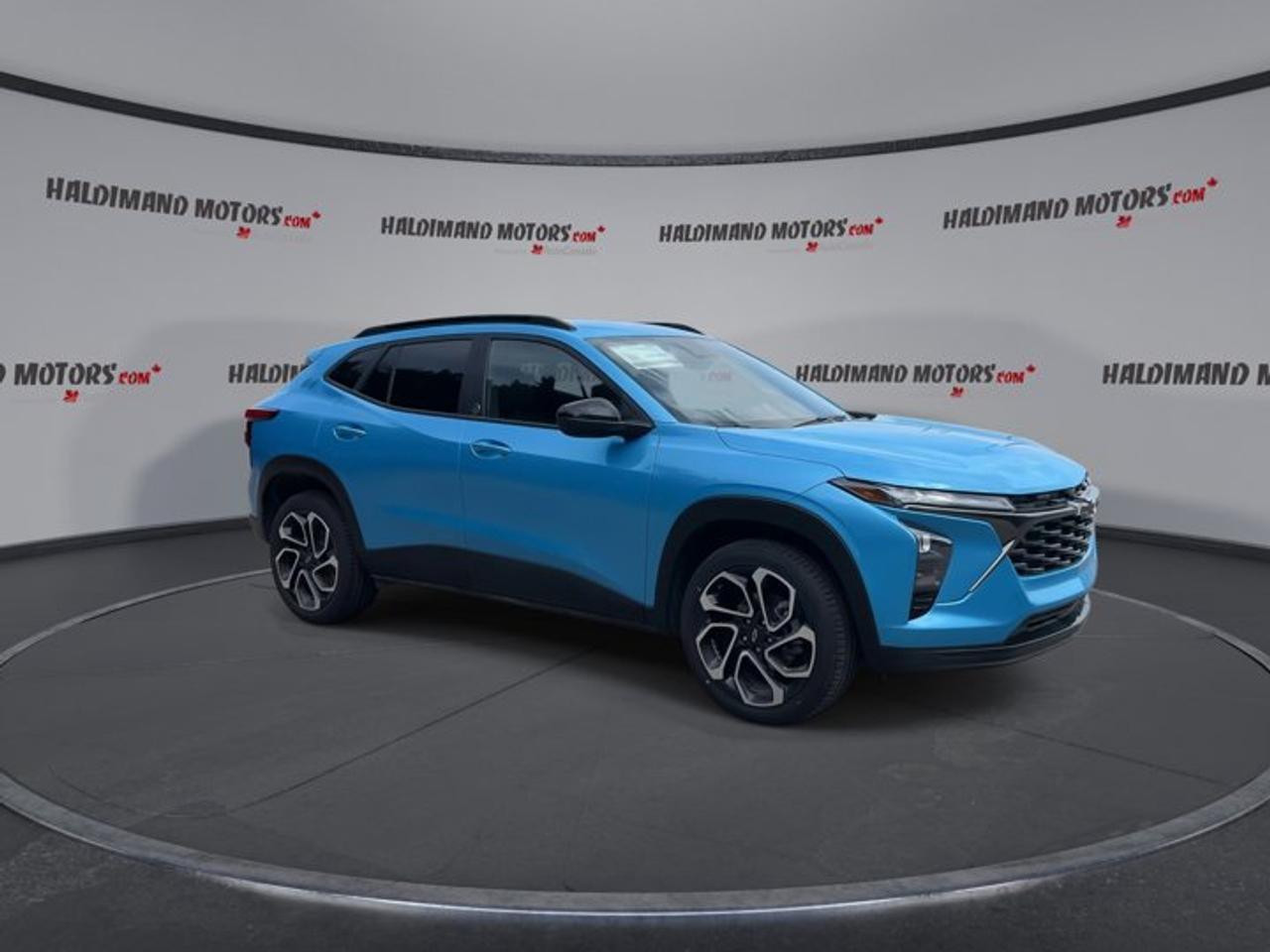 2025 Chevrolet Trax RS 2WD | Heated Steering Wheel | Leather Seats Photo