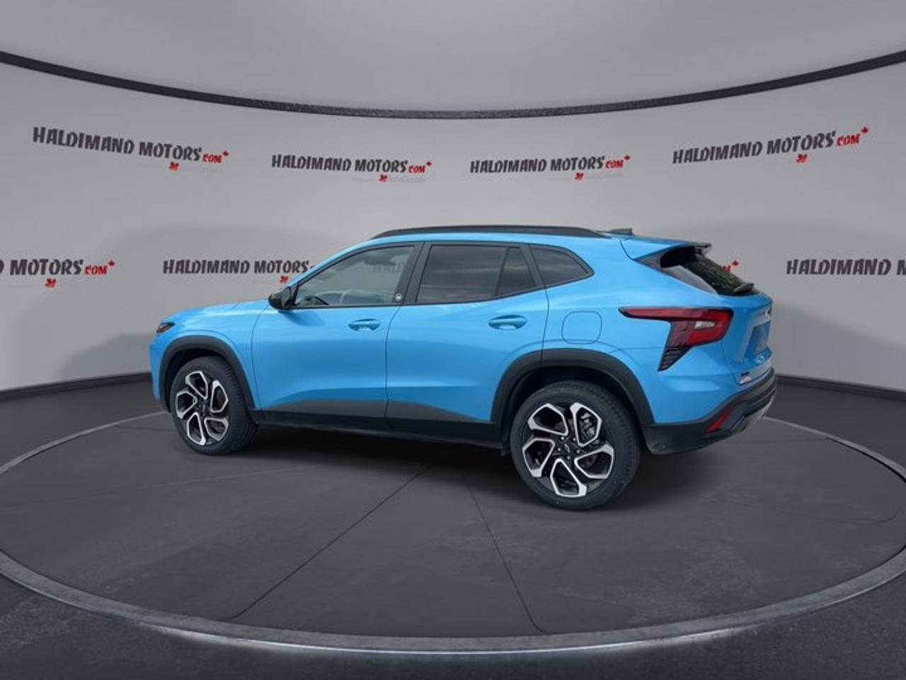 2025 Chevrolet Trax RS 2WD | Heated Steering Wheel | Leather Seats Photo