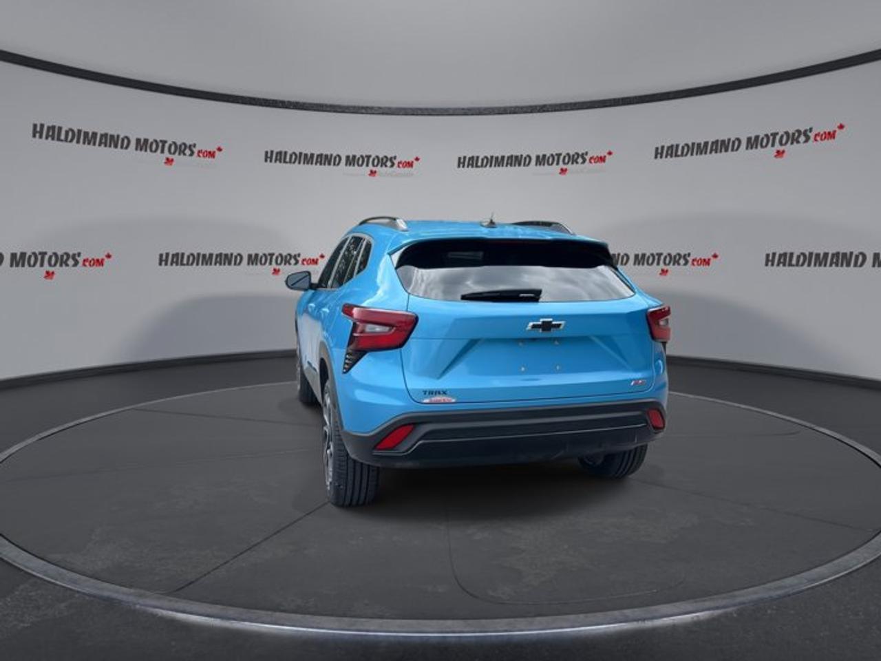 2025 Chevrolet Trax RS 2WD | Heated Steering Wheel | Leather Seats Photo