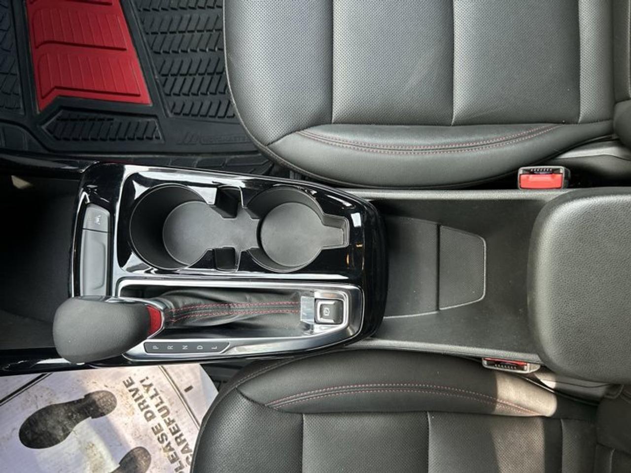 2025 Chevrolet Trax RS 2WD | Heated Steering Wheel | Leather Seats Photo