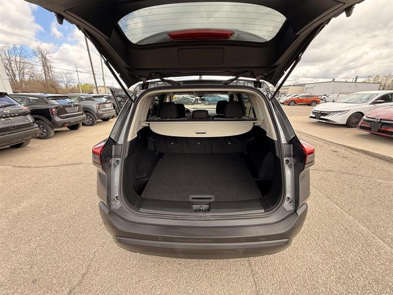 2021 Nissan Rogue S AWD CVT Photo