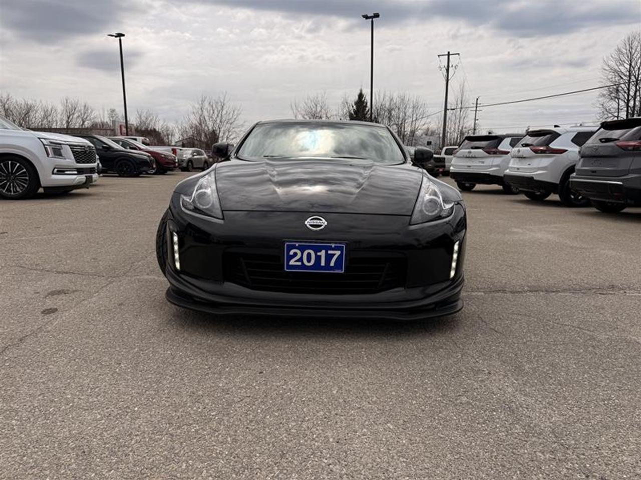 2017 Nissan 370Z Coupe 6sp Photo