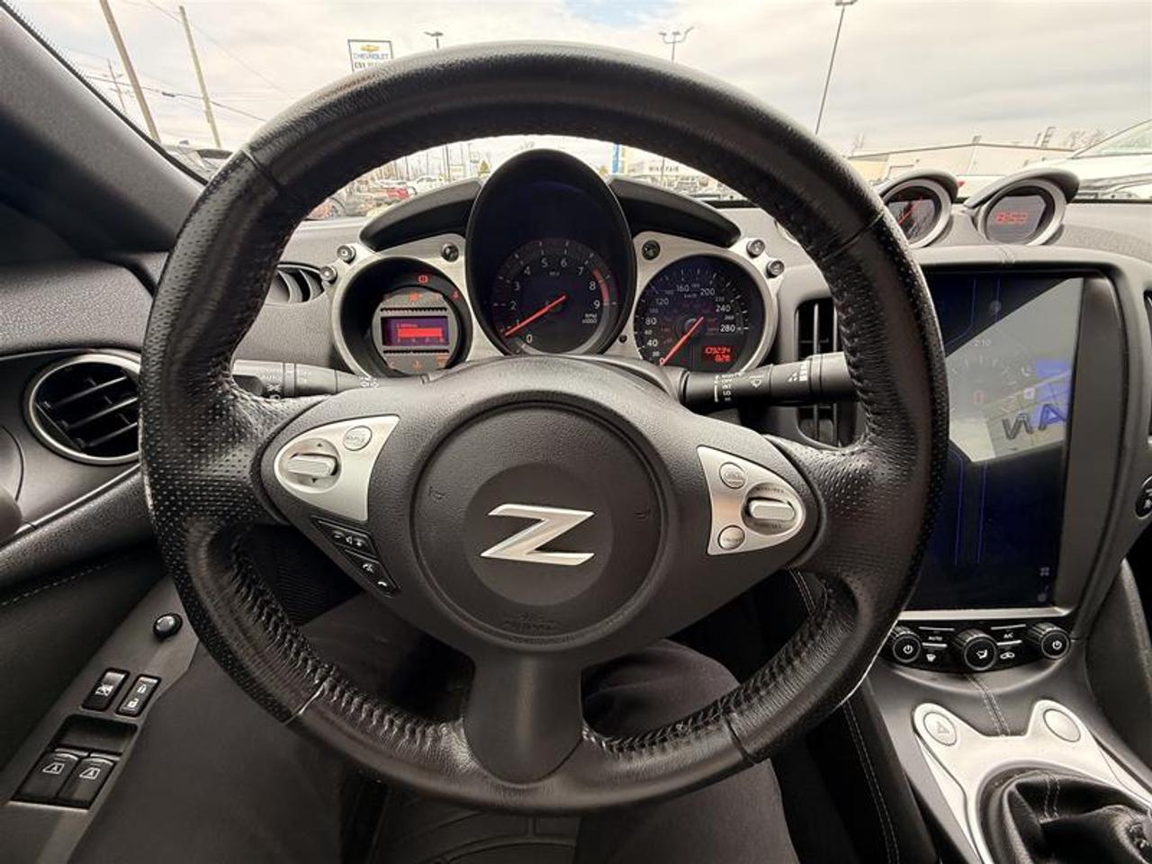 2017 Nissan 370Z Coupe 6sp Photo