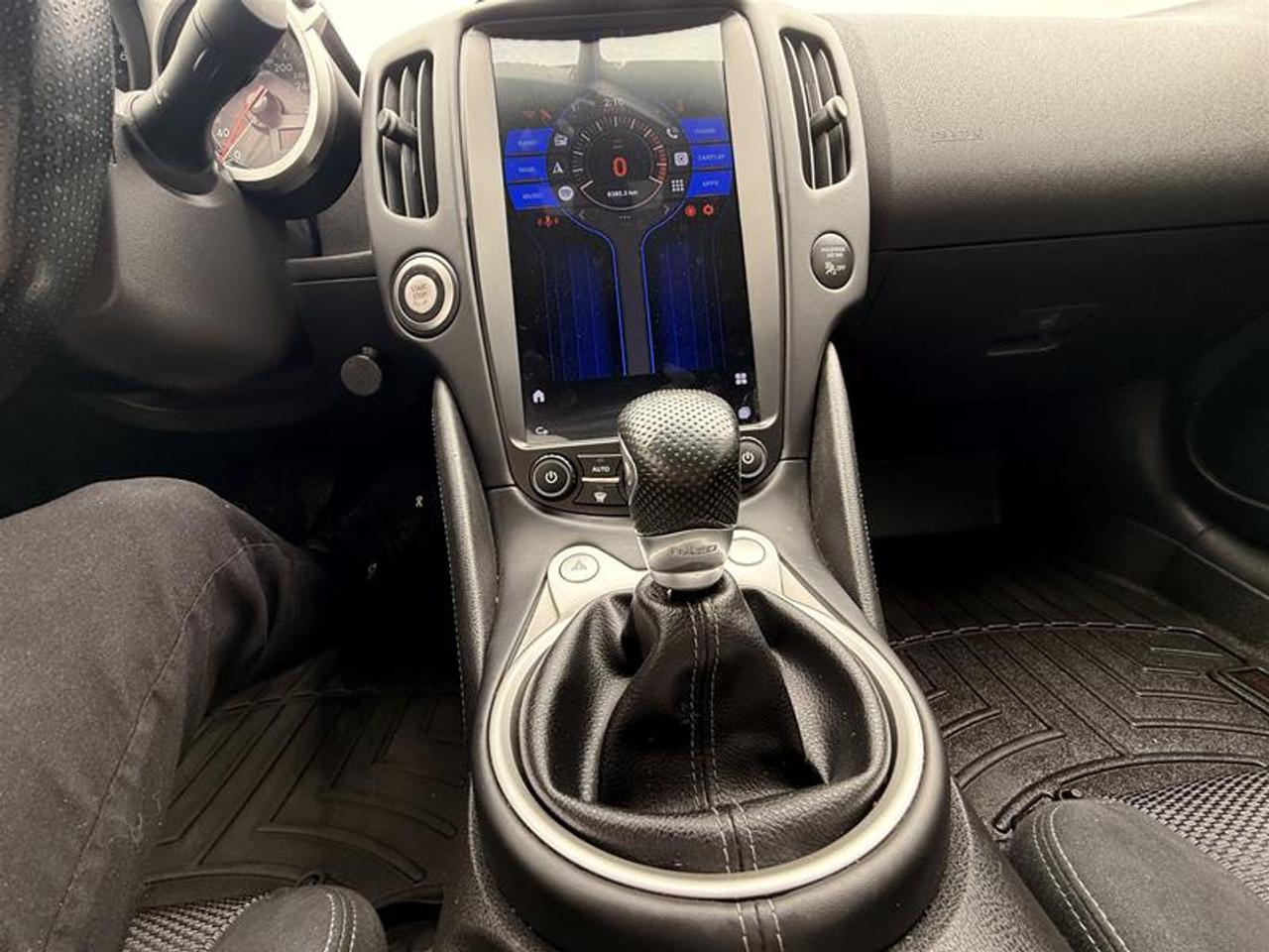2017 Nissan 370Z Coupe 6sp Photo