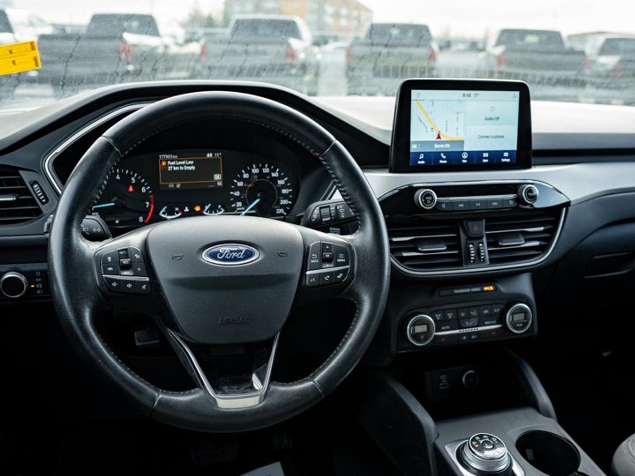 2021 Ford Escape SE Photo