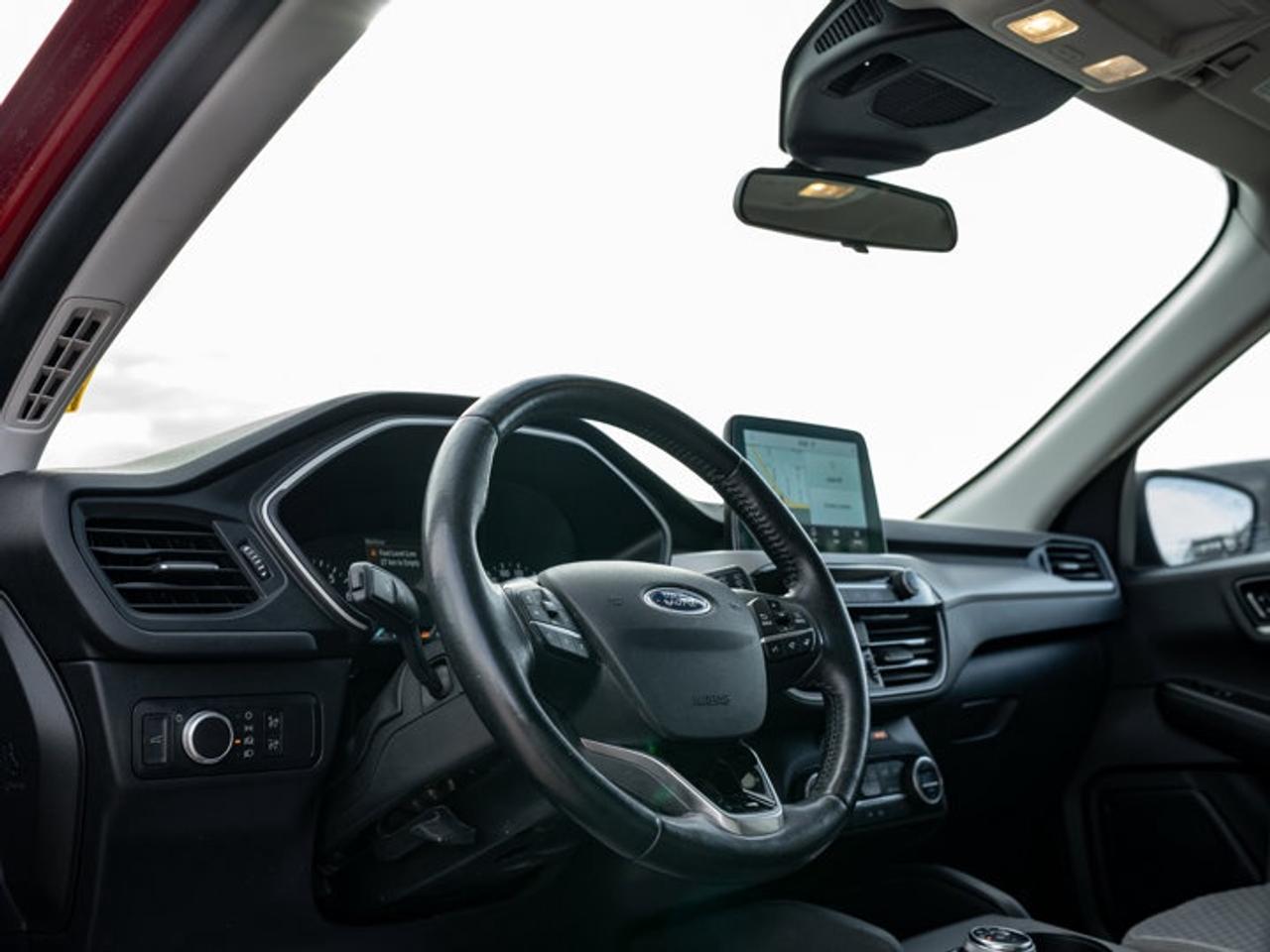2021 Ford Escape SE Photo