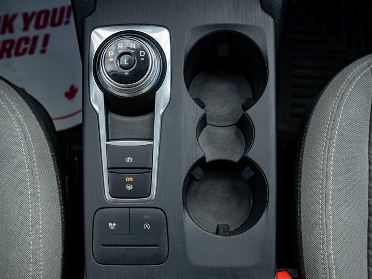 2021 Ford Escape SE Photo