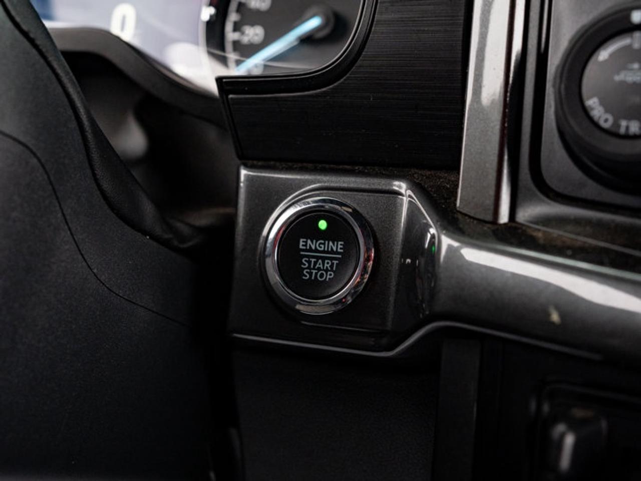 2023 Ford F-150 XL Photo