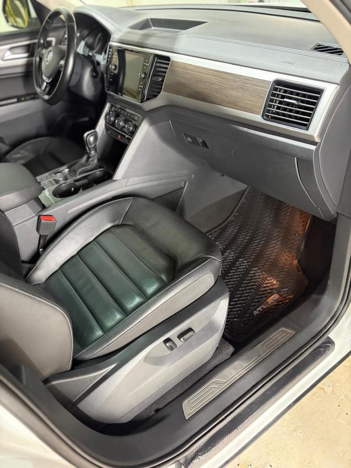 2018 Volkswagen Atlas HIGHLINE Photo