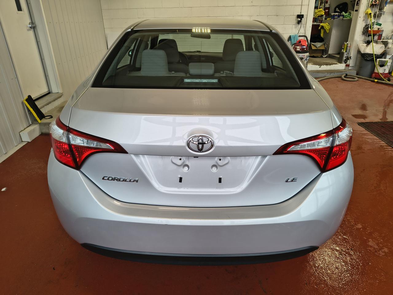 2016 Toyota Corolla LE Photo