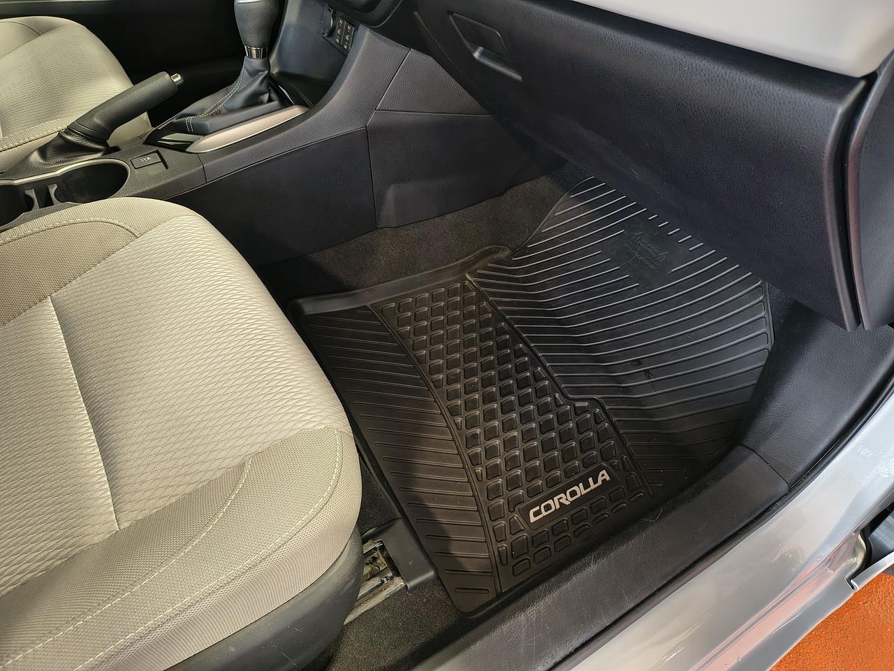 2016 Toyota Corolla LE Photo