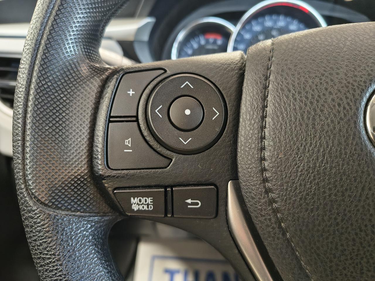 2016 Toyota Corolla LE Photo