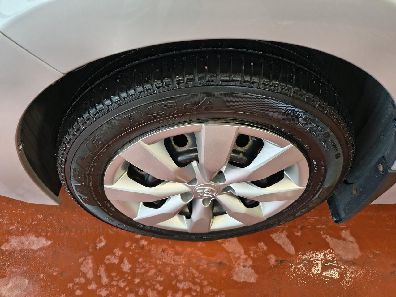 2016 Toyota Corolla LE Photo