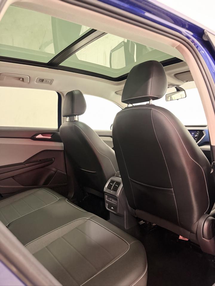 2022 Volkswagen Taos Comfortline | 4MOTION Photo