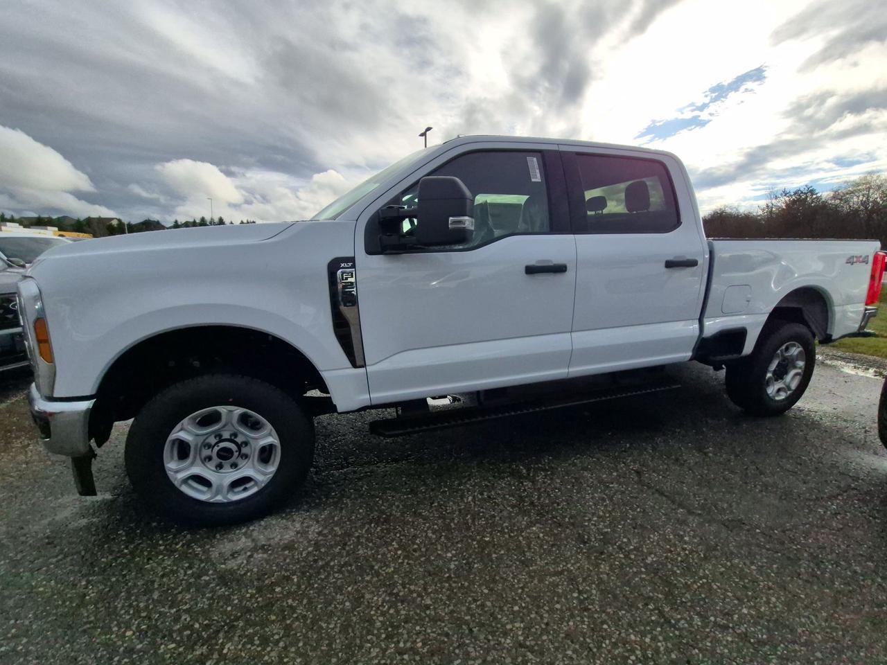 2026 Ford F-250 XLT 4WD, SYNC4, TRAILER TOW MIRRORS, RUNNING BRDS Photo