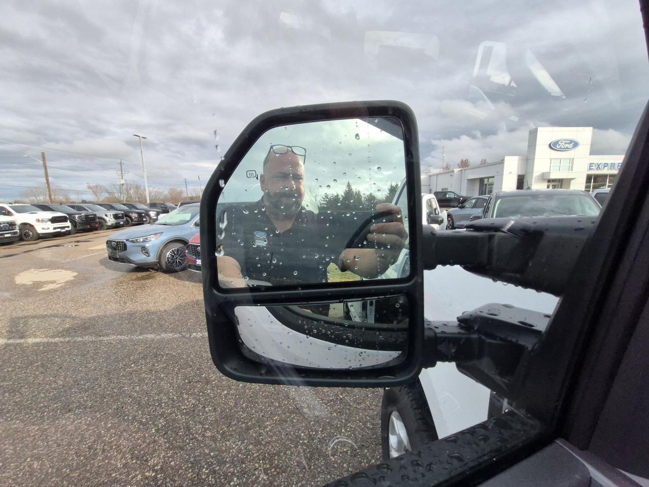 2026 Ford F-250 XLT 4WD, SYNC4, TRAILER TOW MIRRORS, RUNNING BRDS Photo