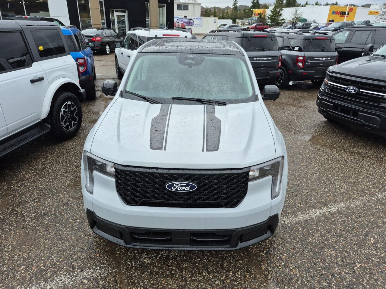 2026 Ford Maverick LARIAT, MOON ROOF, 360 CAMERA, ADAPTIVE, CRUISE Photo2