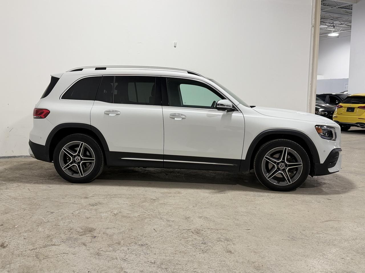 2022 Mercedes-Benz GLB GLB 250 |AMG PKG | NGHT PKG|WHITE INT. Photo3