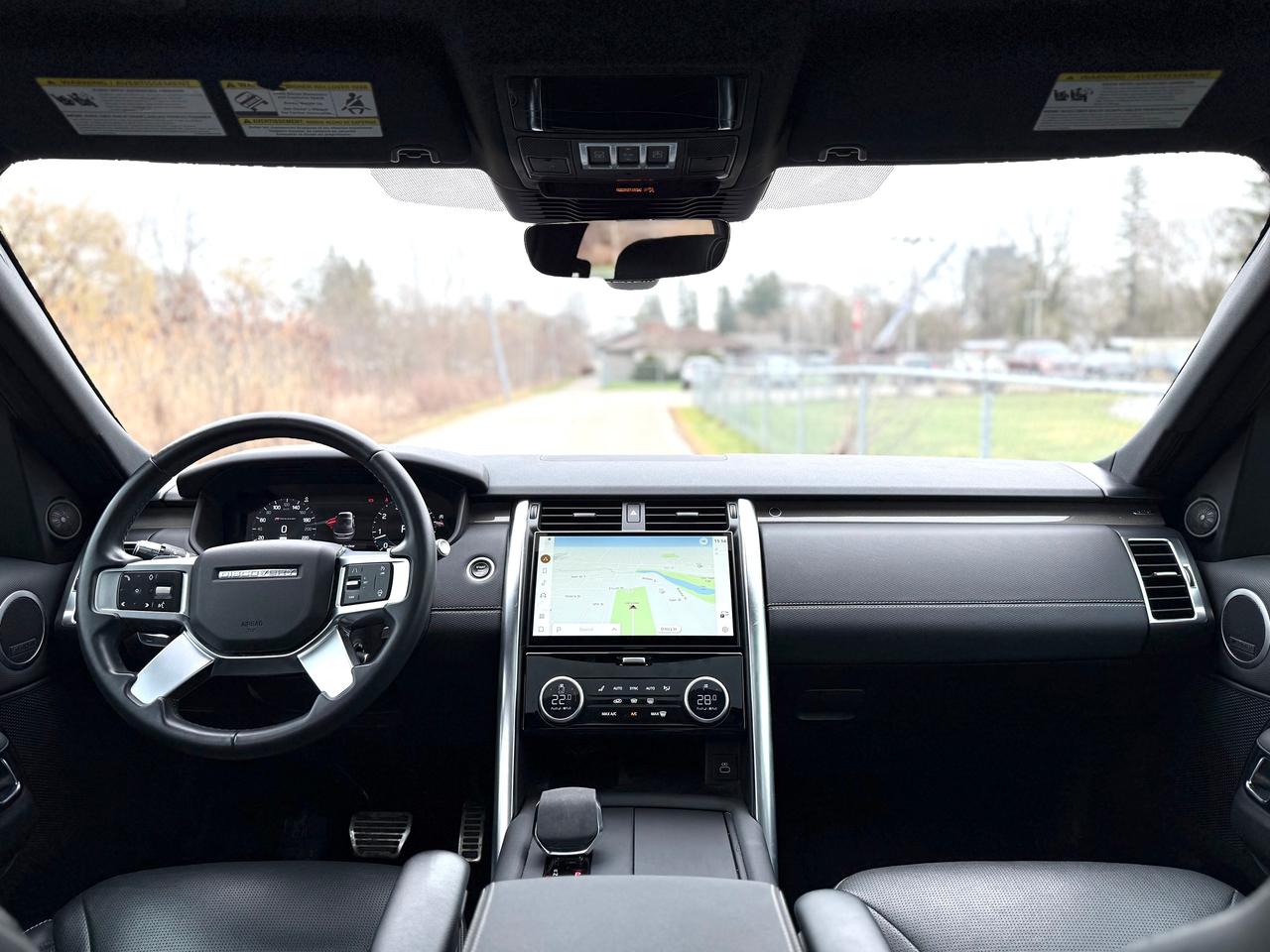 2022 Land Rover Discovery P360 R-Dynamic S Photo