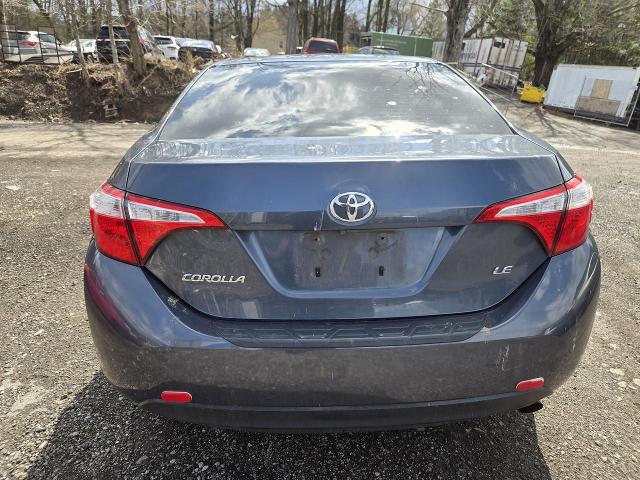 2015 Toyota Corolla LE Photo