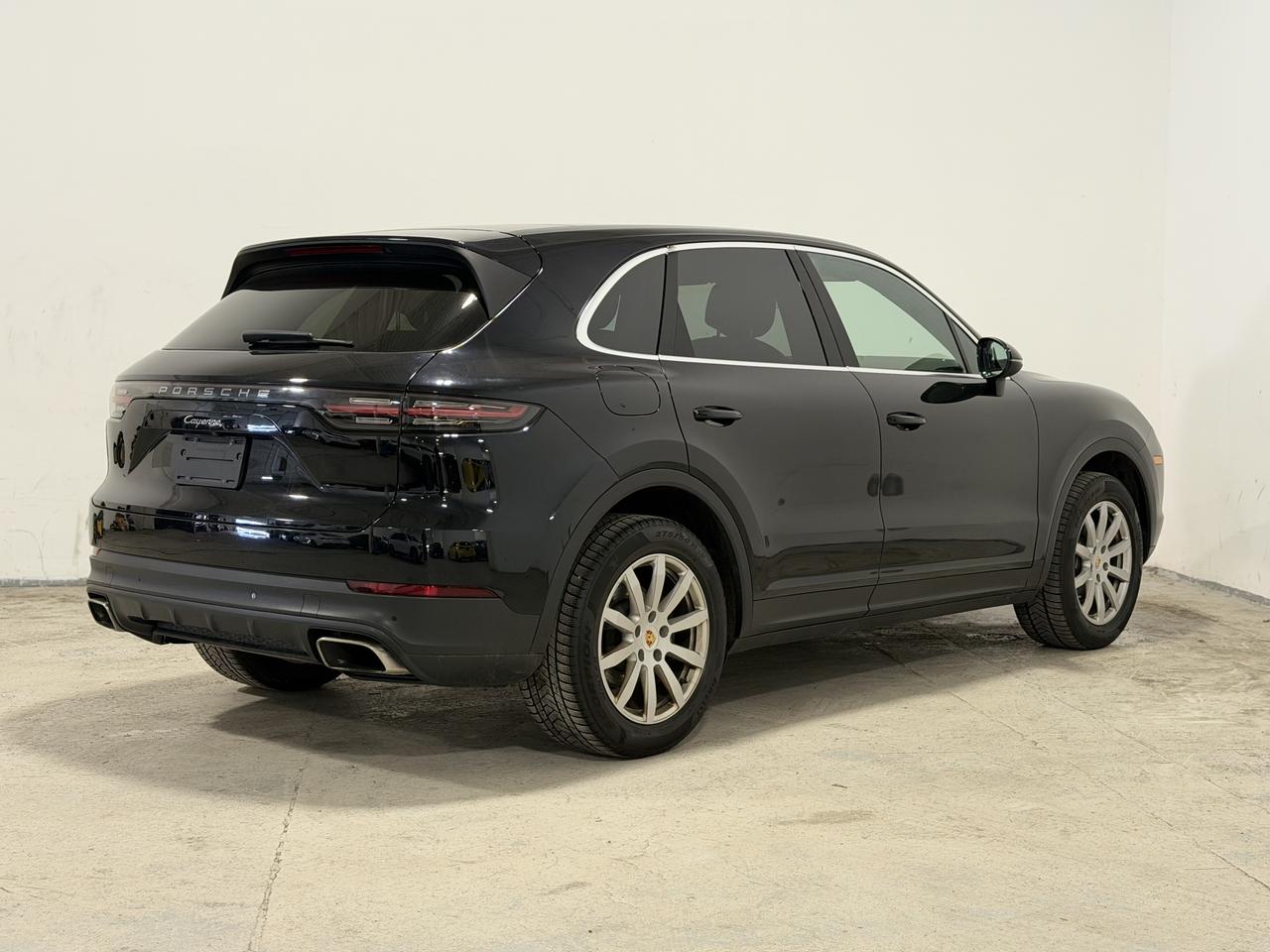 2019 Porsche Cayenne  Photo4
