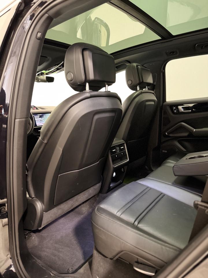 2019 Porsche Cayenne  Photo