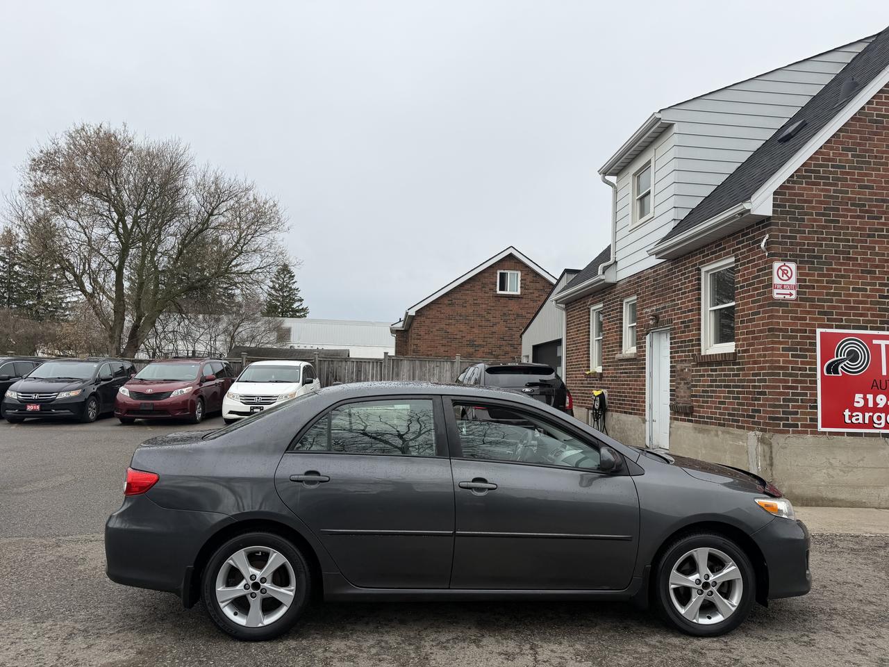 2012 Toyota Corolla LE Photo