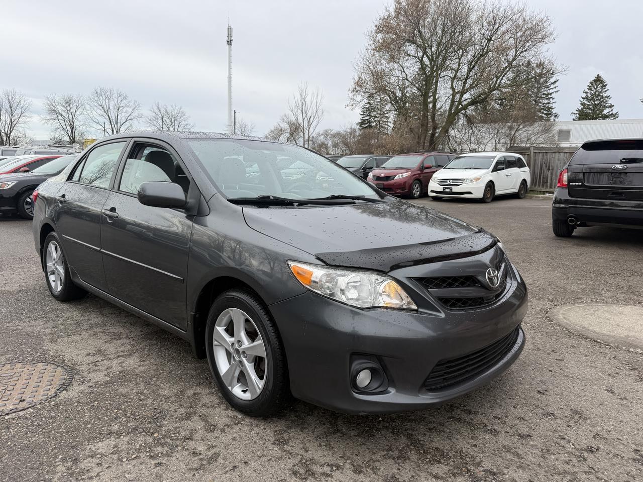 2012 Toyota Corolla LE Photo0