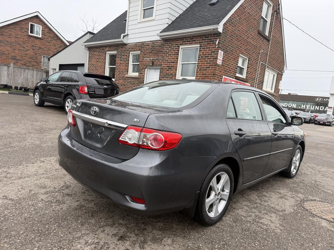 2012 Toyota Corolla LE Photo
