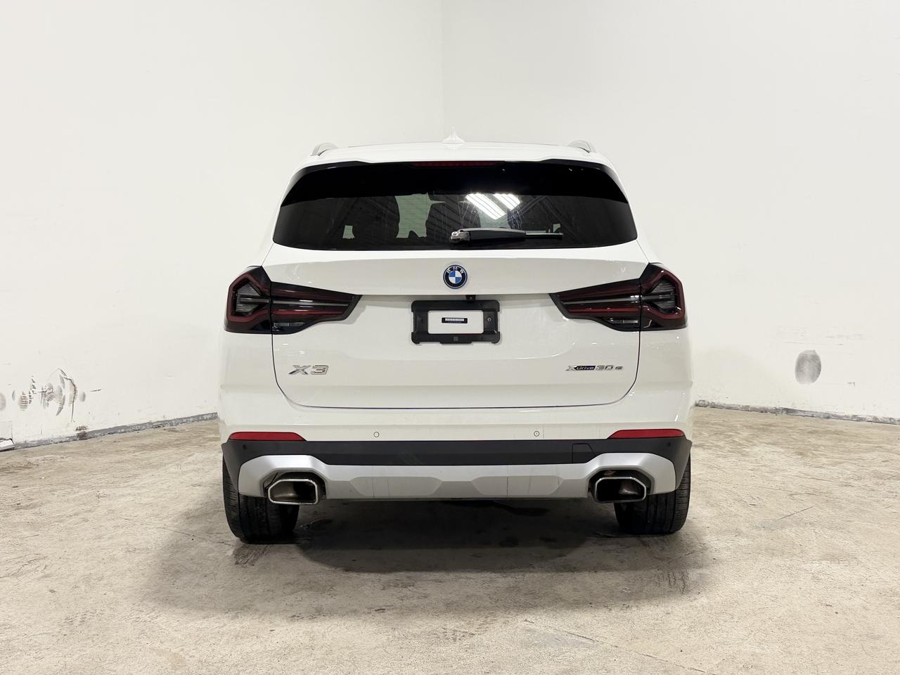 2023 BMW X3 X3 xDrive30e | RED INT. | PLUG IN HYBRID Photo