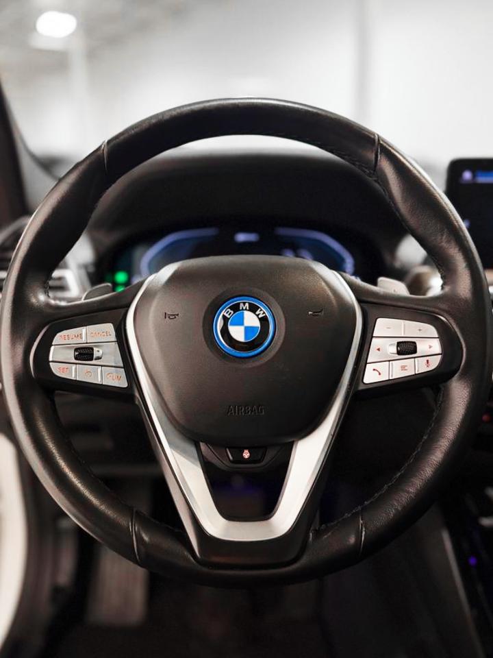 2023 BMW X3 X3 xDrive30e | RED INT. | PLUG IN HYBRID | CARPLAY Photo